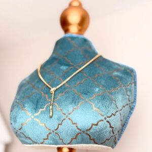 Elegant Gold Necklace